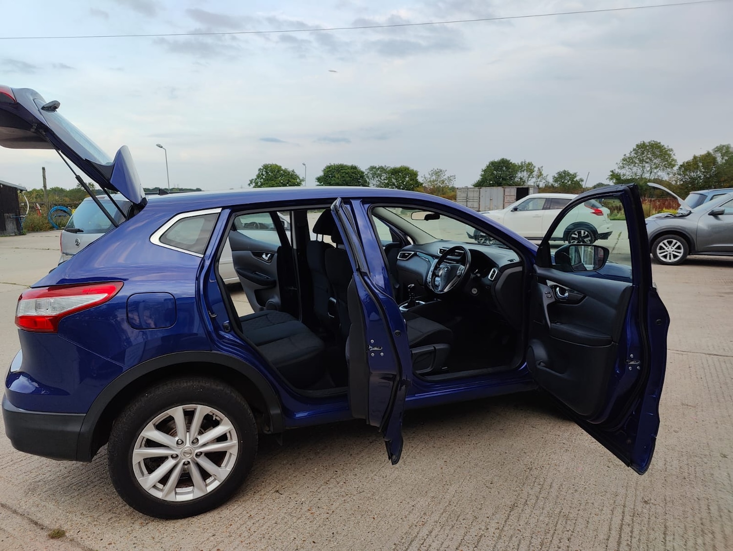 Used Nissan Qashqai 2014 for sale - 76156916: Photo 49