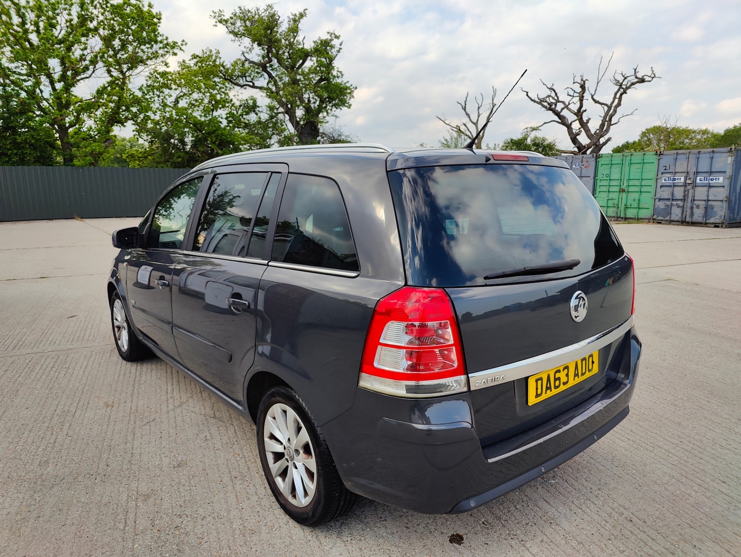 Used Vauxhall Zafira 2013 for sale - 76104899: Photo 10