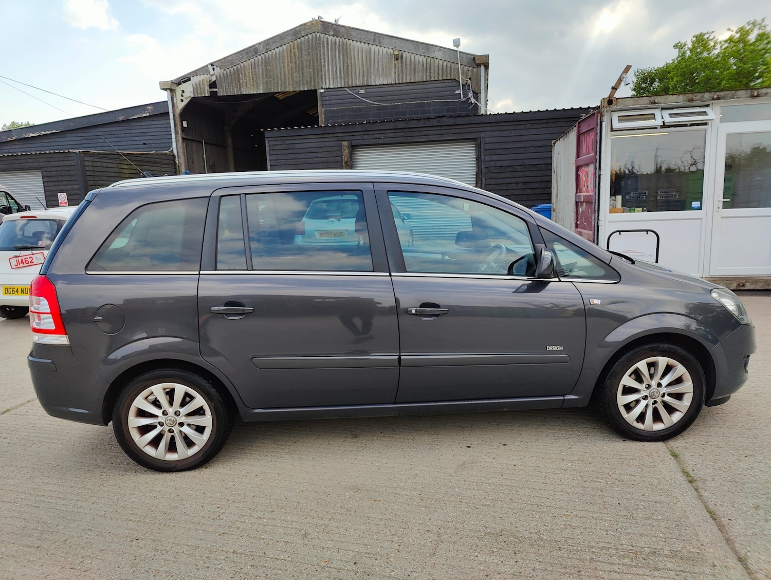 Used Vauxhall Zafira 2013 for sale - 76104899: Photo 5