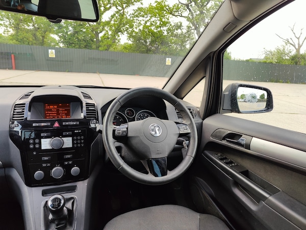 Used Vauxhall Zafira 2013 for sale - 76104899: Photo 51