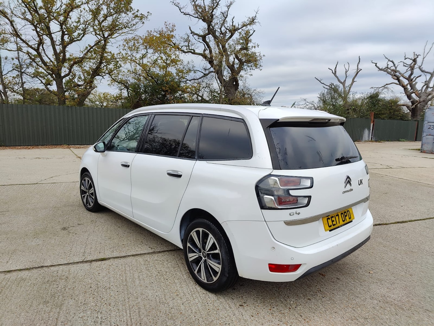 Used Citroen C4 Grand Picasso 2017 for sale - 76638723: Photo 12