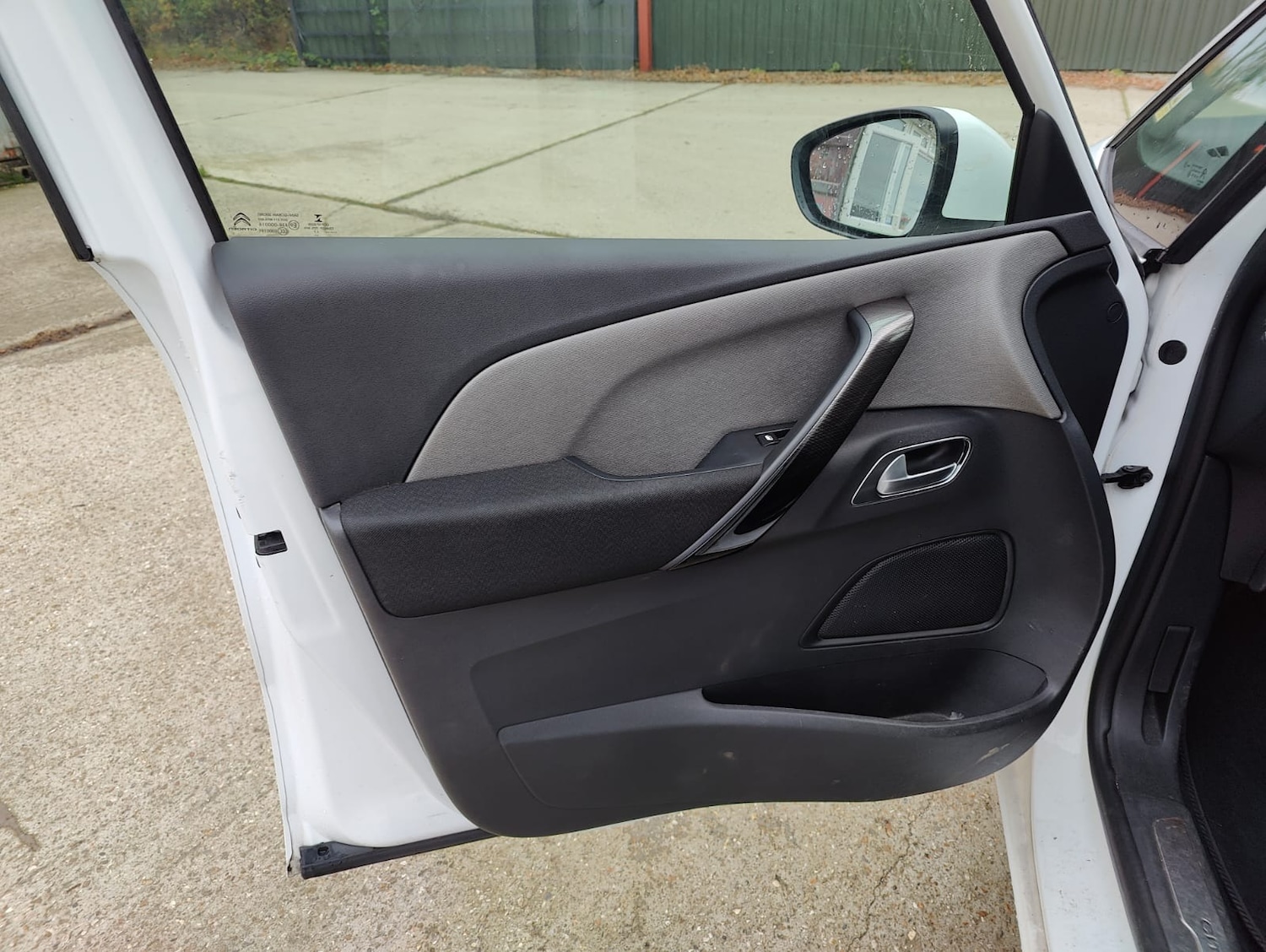 Used Citroen C4 Grand Picasso 2017 for sale - 76638723: Photo 17