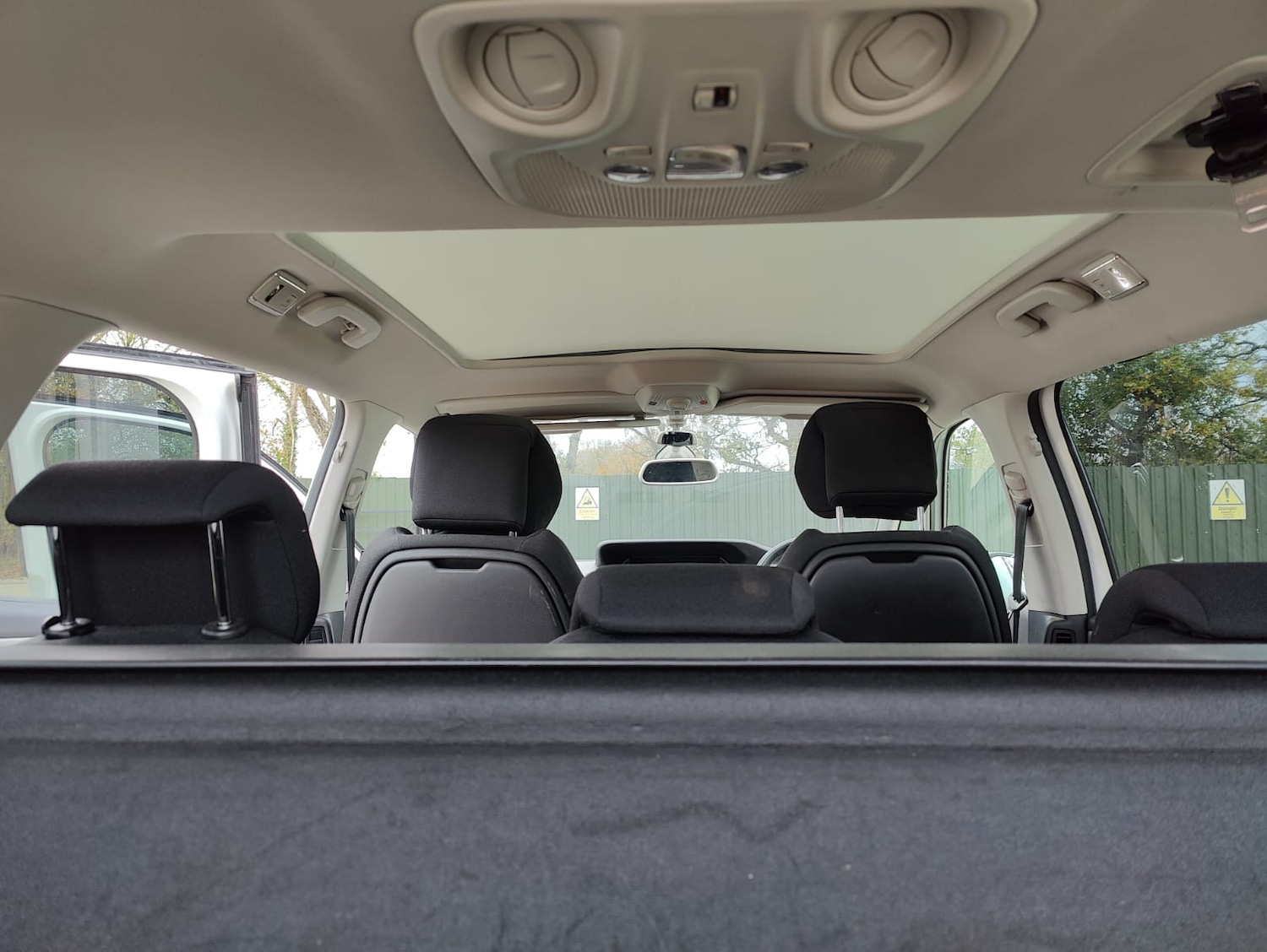 Used Citroen C4 Grand Picasso 2017 for sale - 76638723: Photo 27