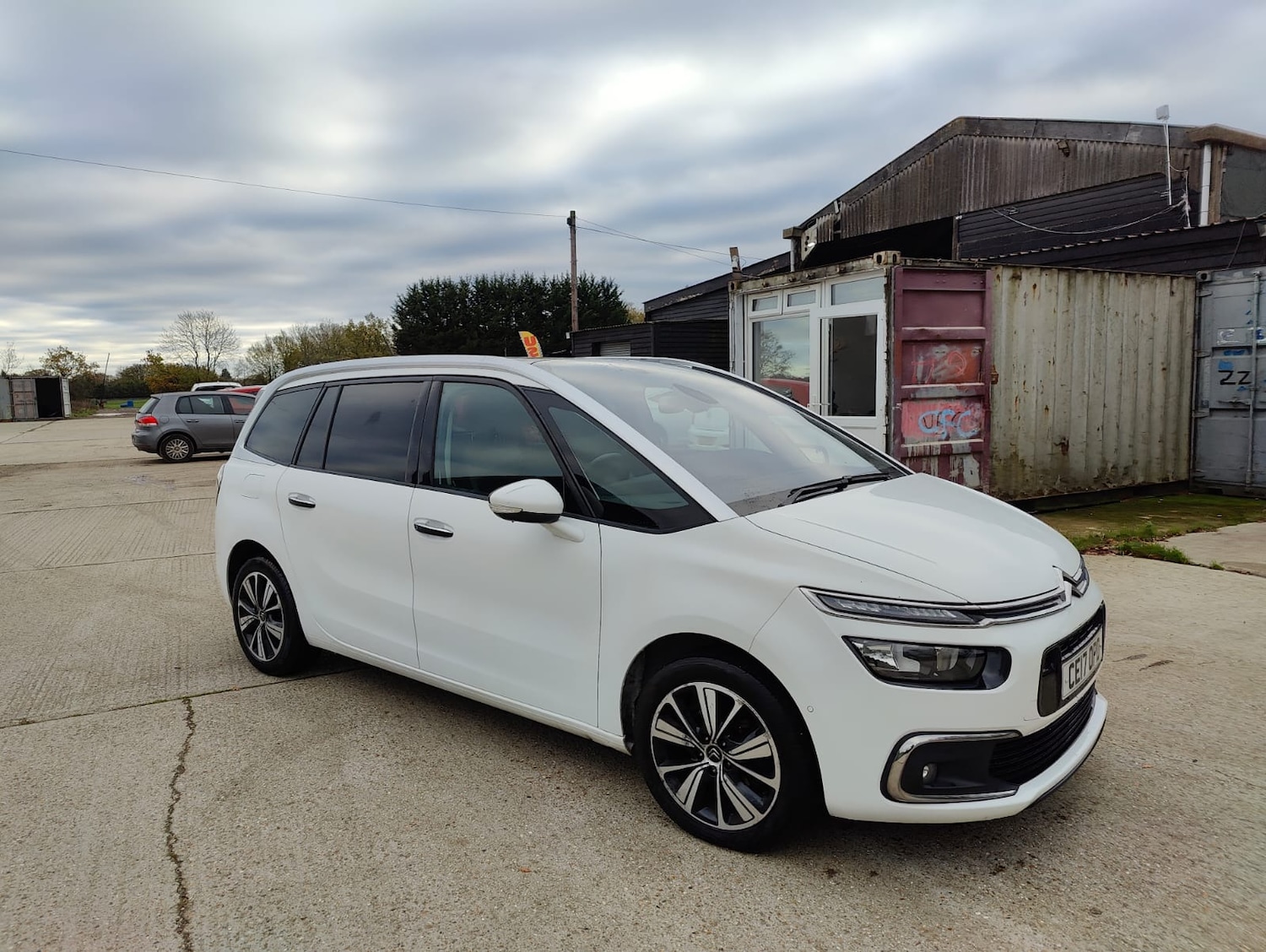 Used Citroen C4 Grand Picasso 2017 for sale - 76638723: Photo 3