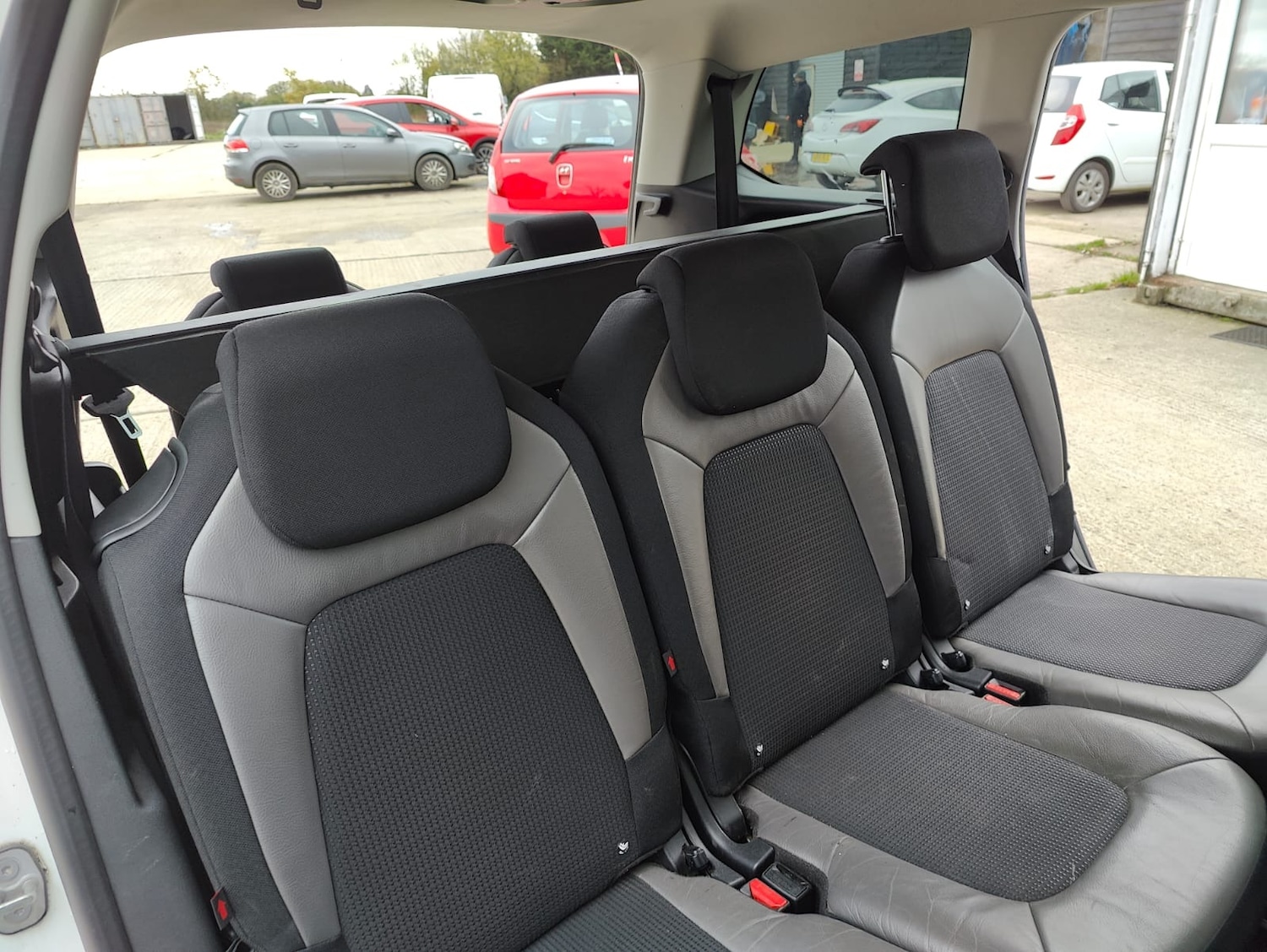 Used Citroen C4 Grand Picasso 2017 for sale - 76638723: Photo 32