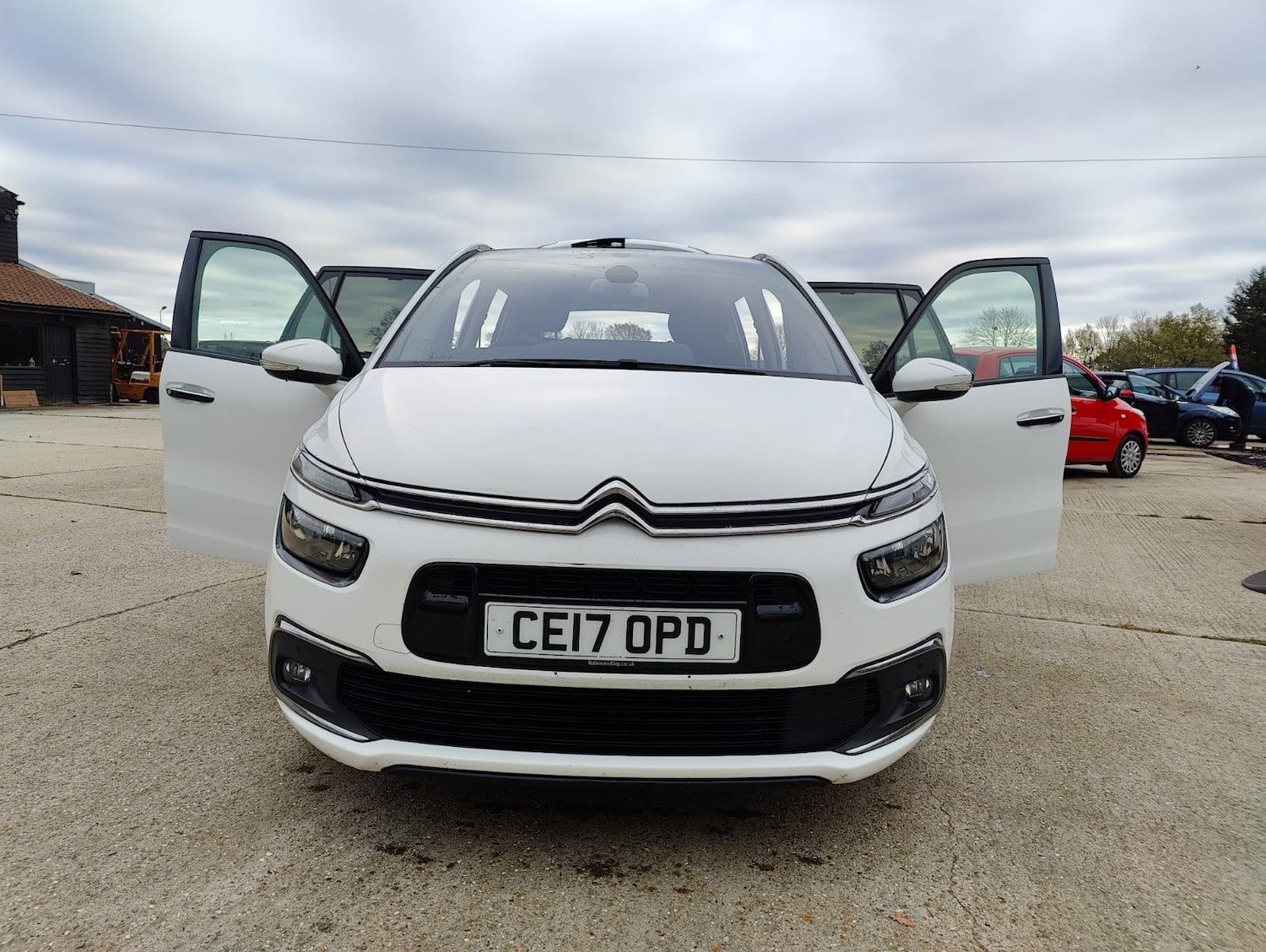 Used Citroen C4 Grand Picasso 2017 for sale - 76638723: Photo 39