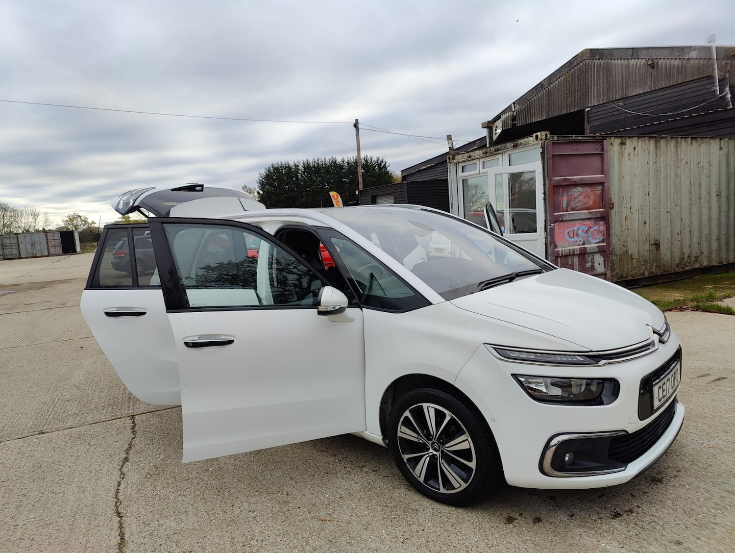 Used Citroen C4 Grand Picasso 2017 for sale - 76638723: Photo 40