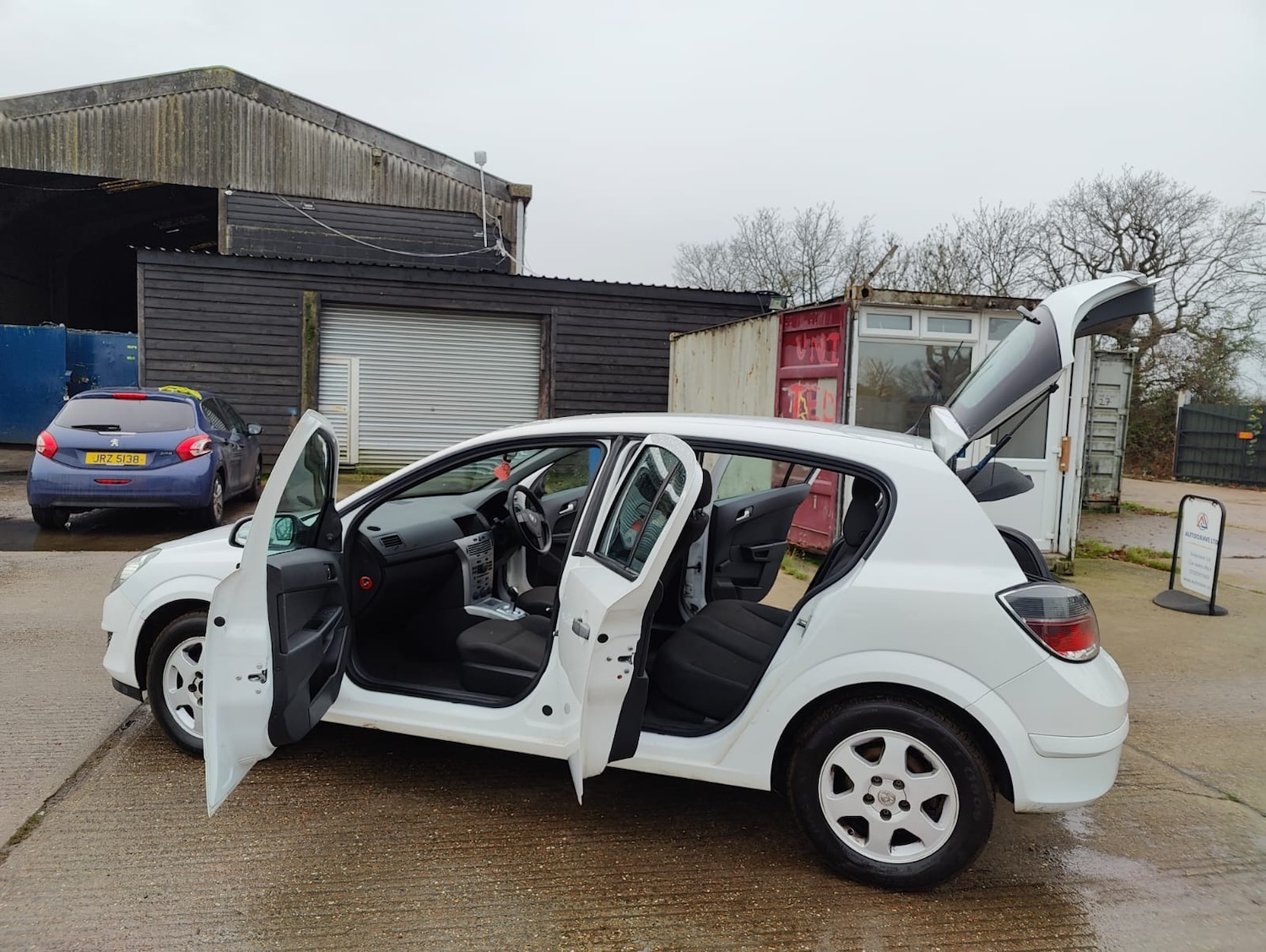 Used Vauxhall Astra 2009 for sale - 76969431: Photo 38