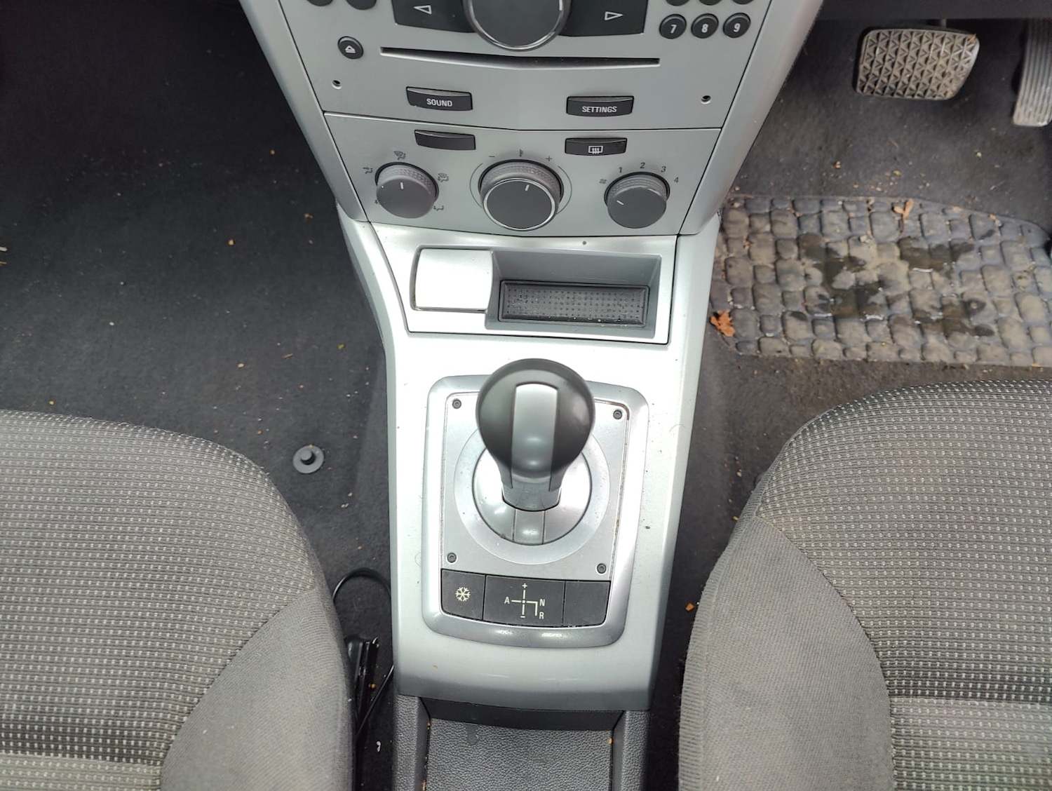 Used Vauxhall Astra 2009 for sale - 76969431: Photo 43