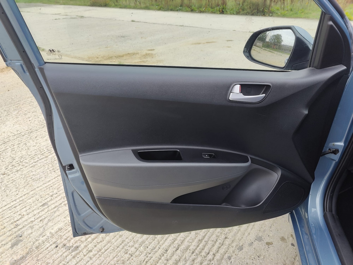 Used Hyundai i10 2017 for sale - 77085582: Photo 14