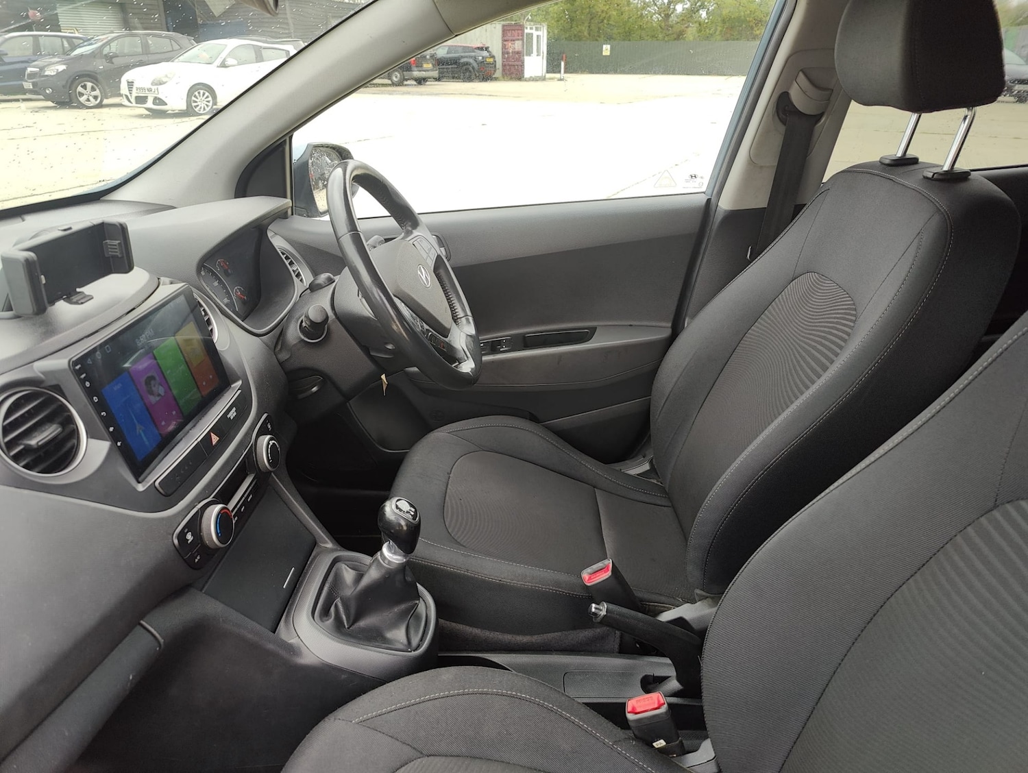 Used Hyundai i10 2017 for sale - 77085582: Photo 17