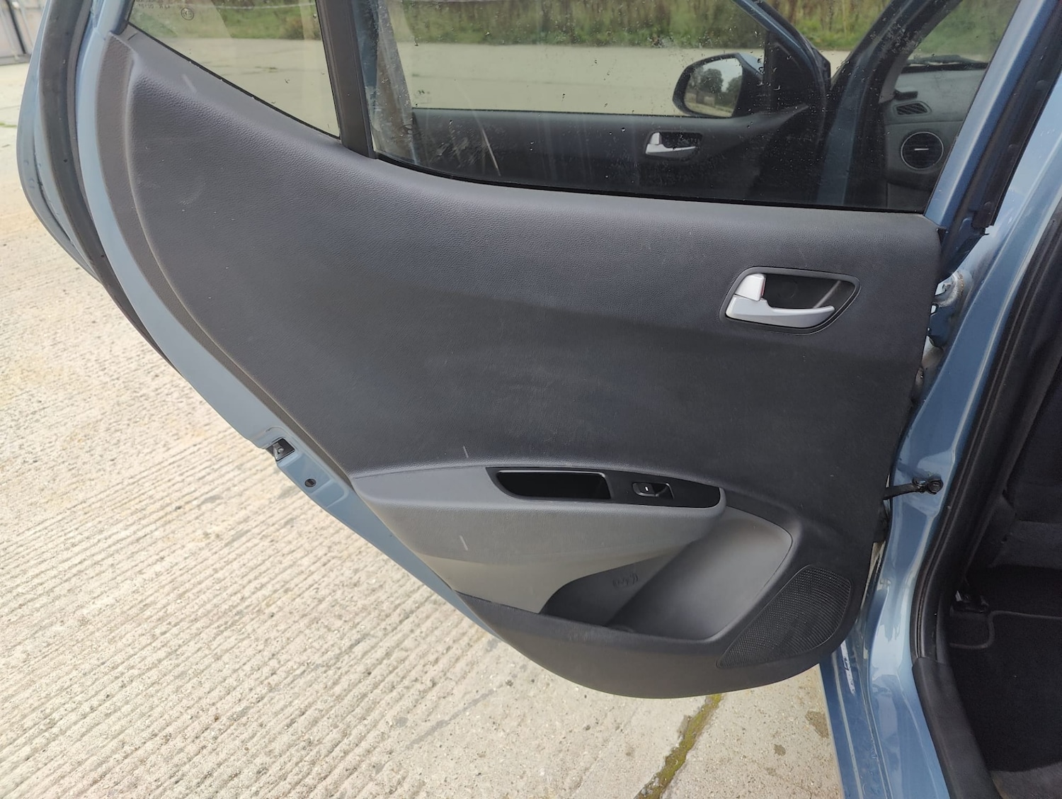 Used Hyundai i10 2017 for sale - 77085582: Photo 19