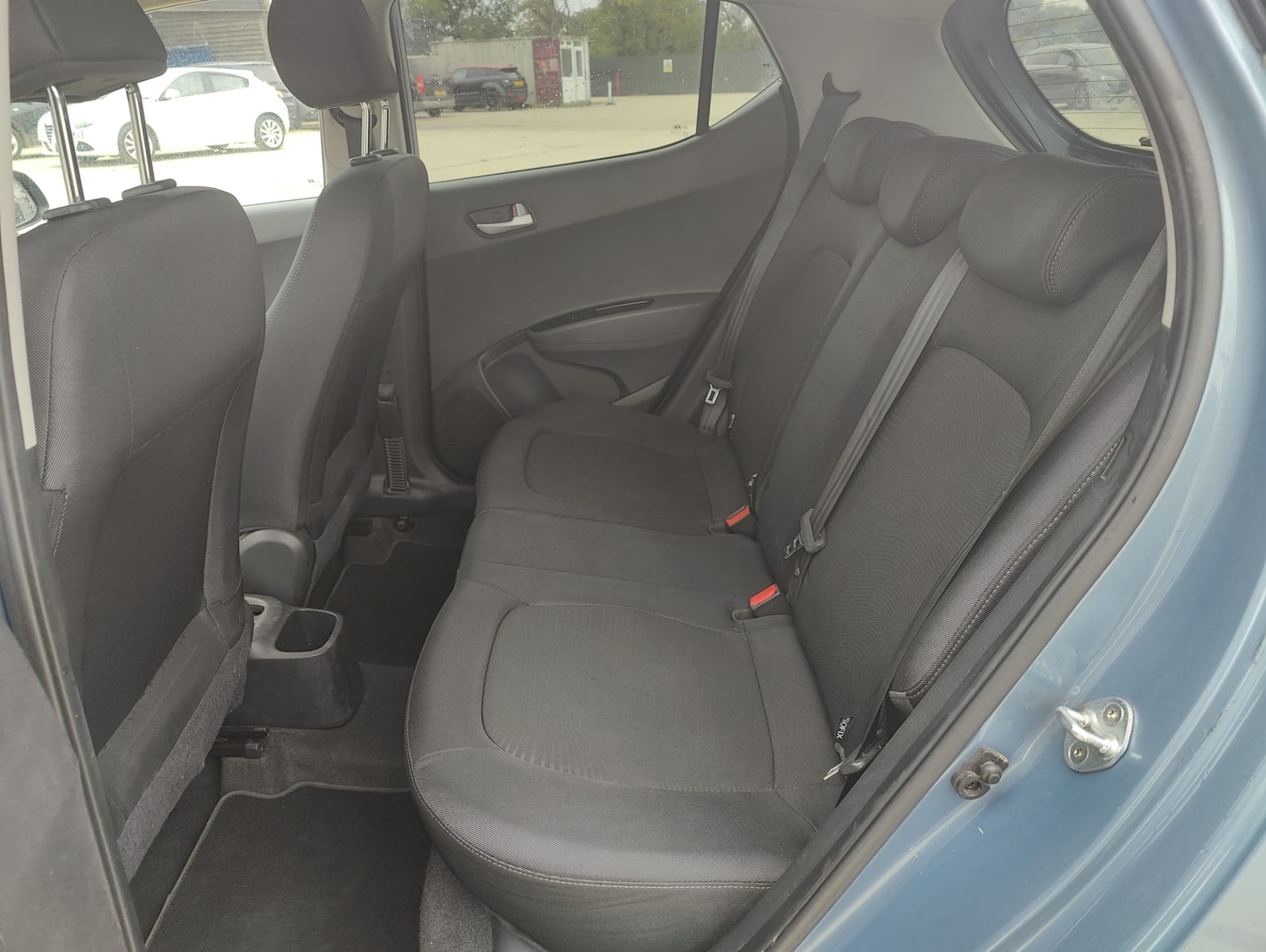 Used Hyundai i10 2017 for sale - 77085582: Photo 20