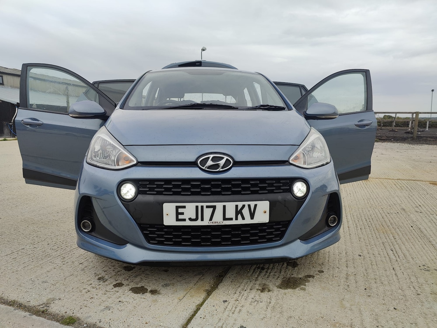 Used Hyundai i10 2017 for sale - 77085582: Photo 34