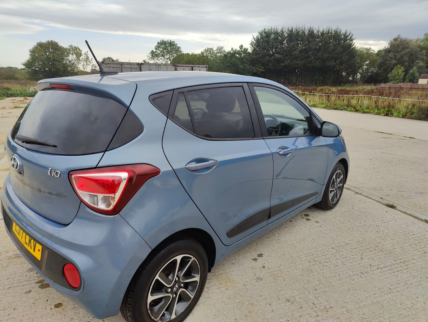Used Hyundai i10 2017 for sale - 77085582: Photo 6