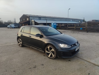 Used Volkswagen Golf 2014 for sale - 77774509: Photo