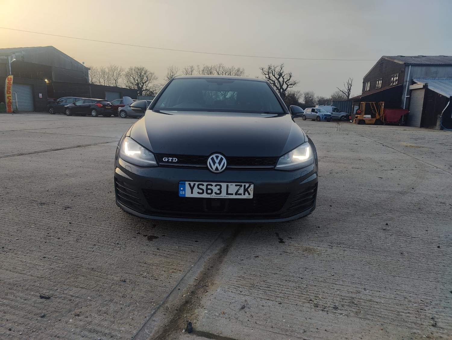 Used Volkswagen Golf 2014 for sale - 77774509: Photo 3