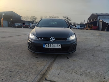 Used Volkswagen Golf 2014 for sale - 77774509: Photo