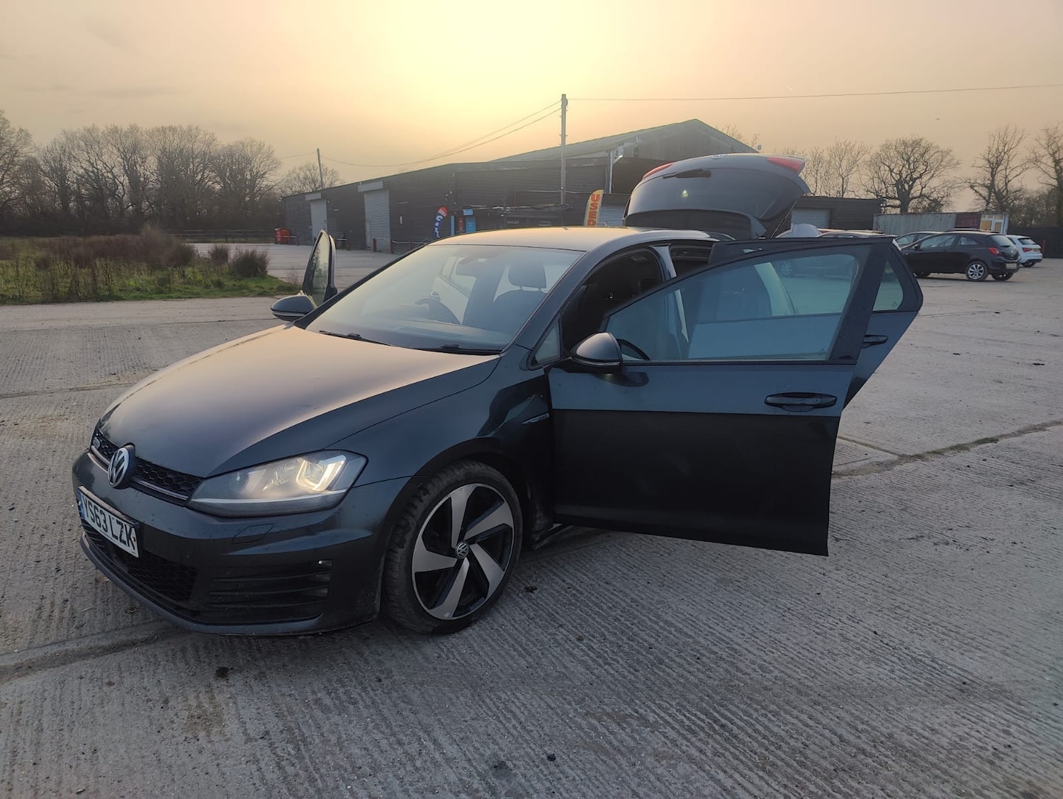 Used Volkswagen Golf 2014 for sale - 77774509: Photo 45