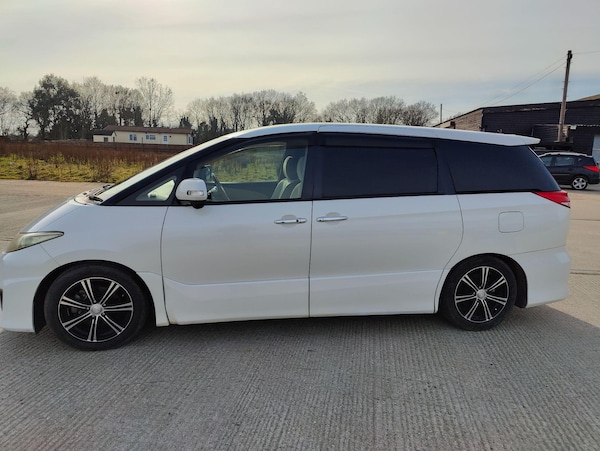 Used Toyota Estima 2011 for sale - 75313858: Photo 13