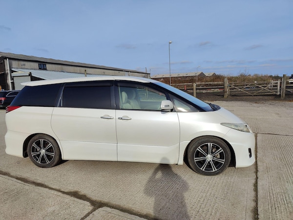 Used Toyota Estima 2011 for sale - 75313858: Photo 17