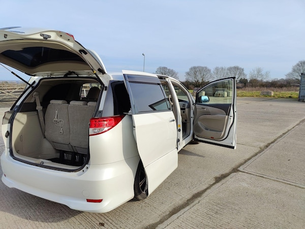 Used Toyota Estima 2011 for sale - 75313858: Photo 22