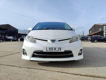 Used Toyota Estima 2011 for sale - 75313858: Photo