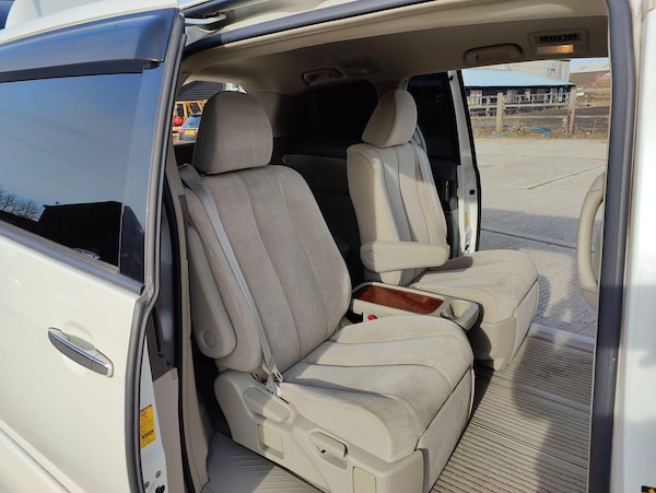 Used Toyota Estima 2011 for sale - 75313858: Photo 38
