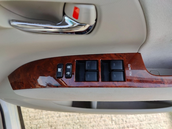 Used Toyota Estima 2011 for sale - 75313858: Photo 45