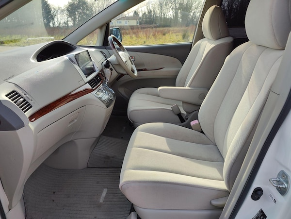 Used Toyota Estima 2011 for sale - 75313858: Photo 51