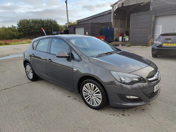 Used Vauxhall Astra 2013 for sale - 76242836: Photo 13