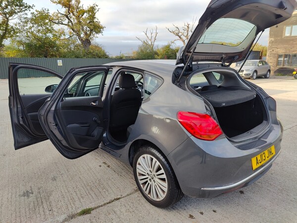 Used Vauxhall Astra 2013 for sale - 76242836: Photo 18