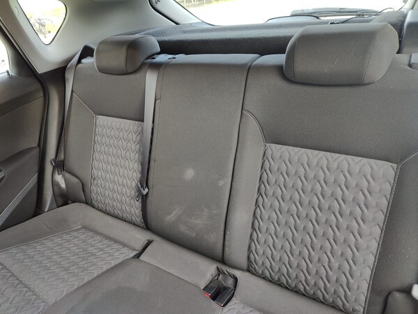 Used Vauxhall Astra 2013 for sale - 76242836: Photo 35