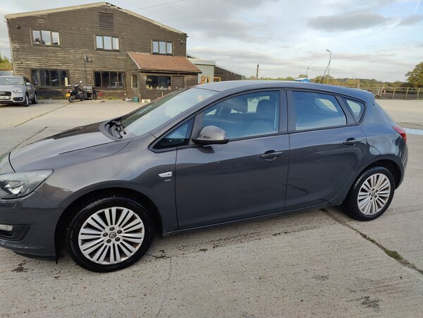 Used Vauxhall Astra 2013 for sale - 76242836: Photo 36