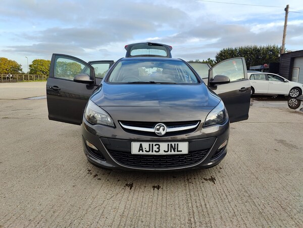 Used Vauxhall Astra 2013 for sale - 76242836: Photo 39