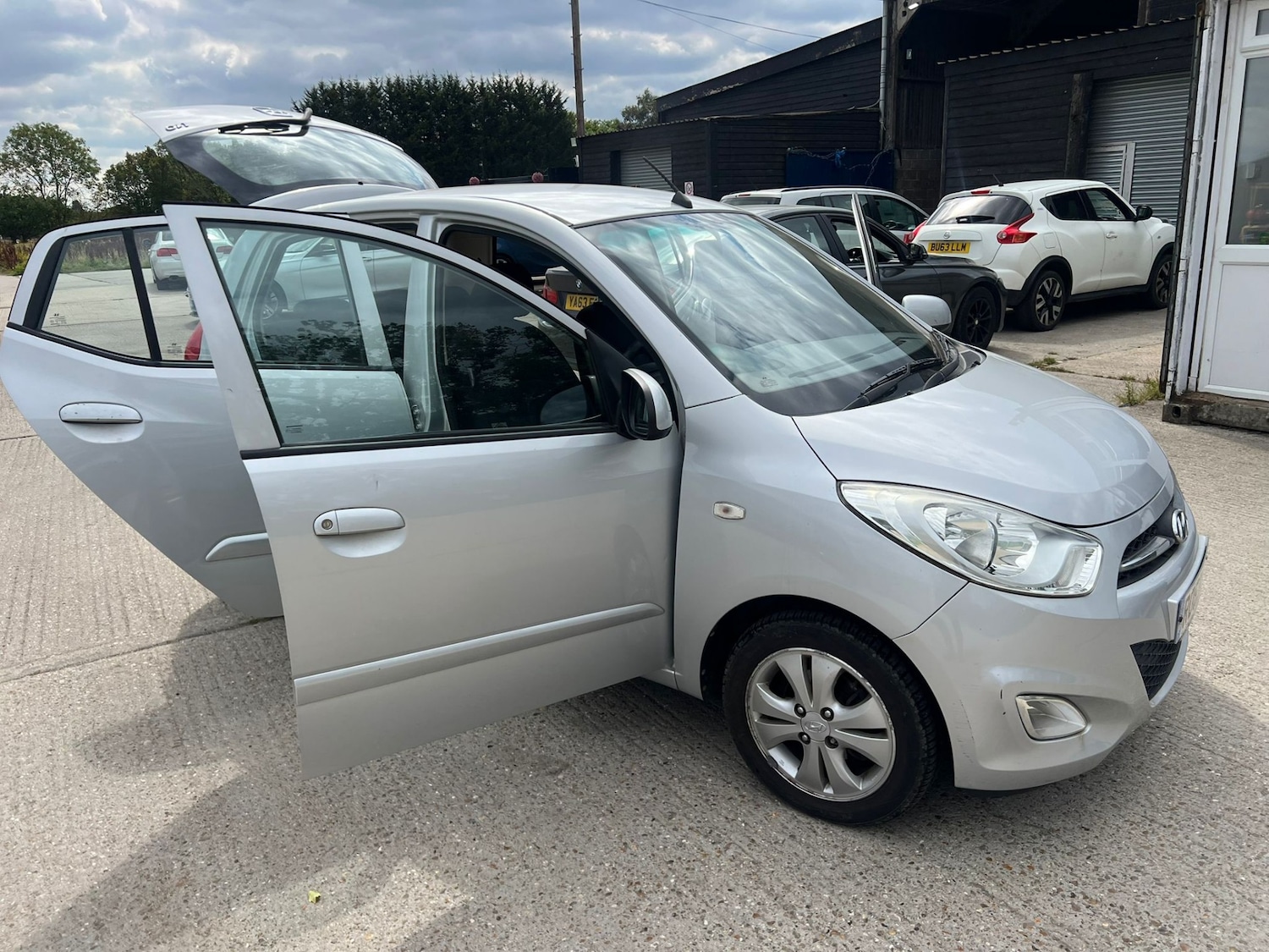 Vehicle 39