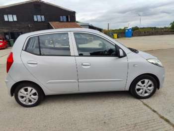 Used Hyundai i10 2013 for sale - 75313855: Photo