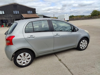 Used Toyota Yaris 2006 for sale - 75618275: Photo