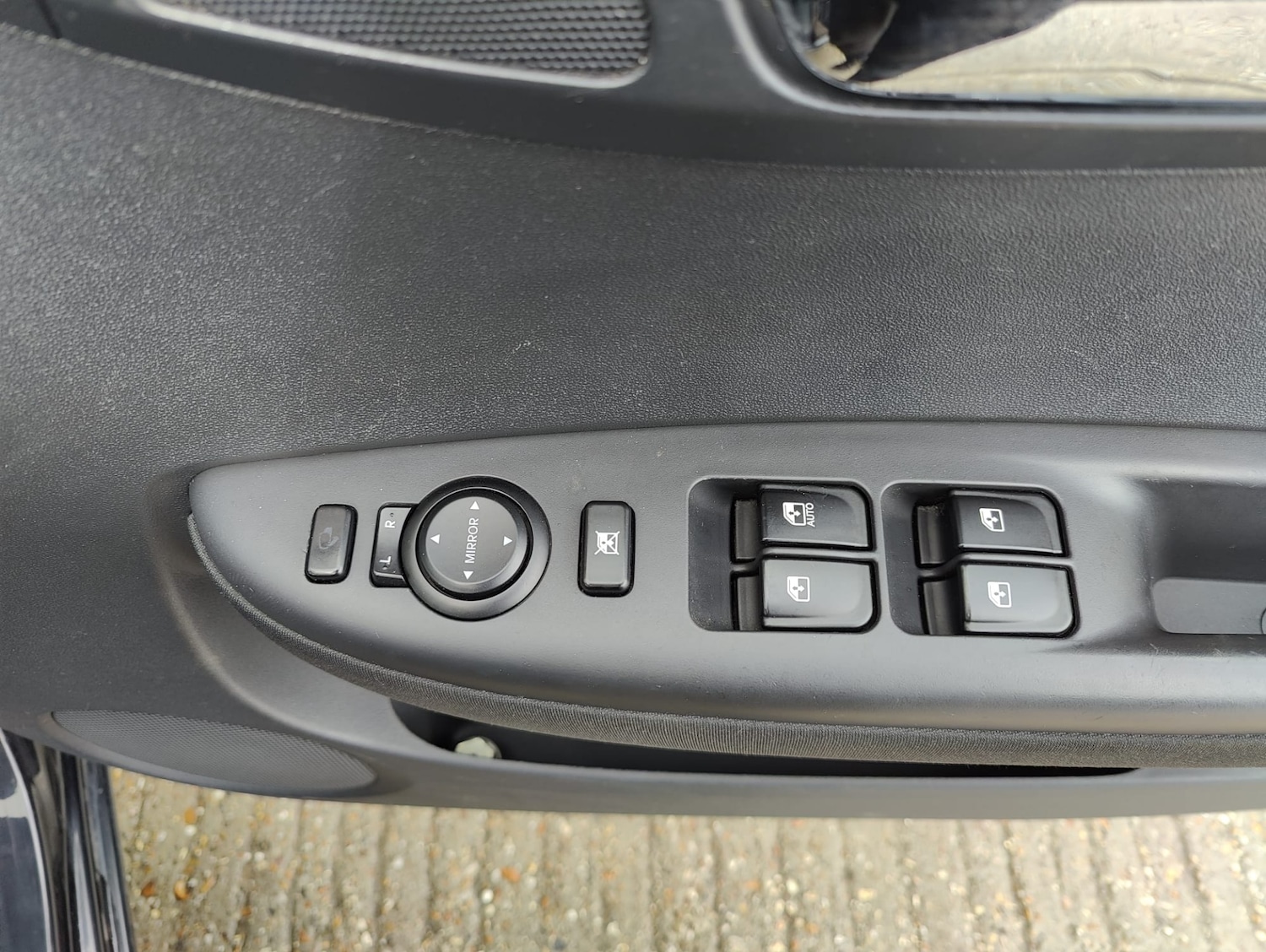 Vehicle 29