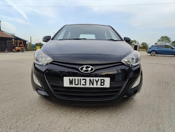 Used Hyundai i20 2013 for sale - 75557110: Photo