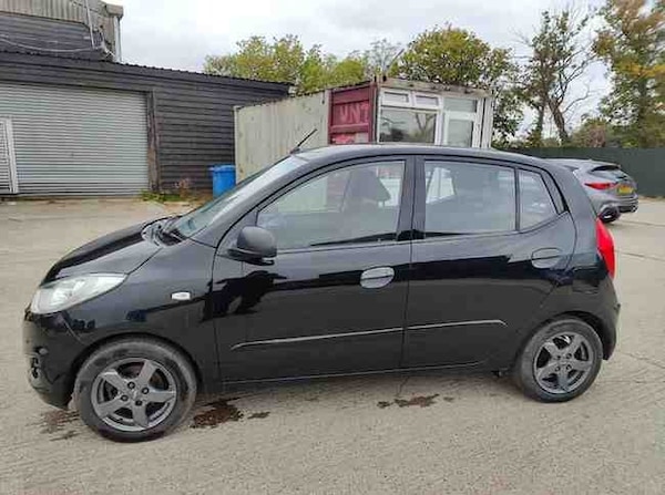 Used Hyundai i10 2012 for sale - 76193278: Photo 11