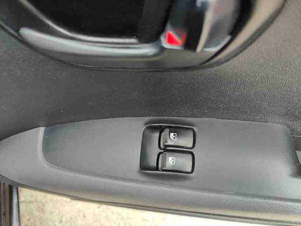 Used Hyundai i10 2012 for sale - 76193278: Photo 31
