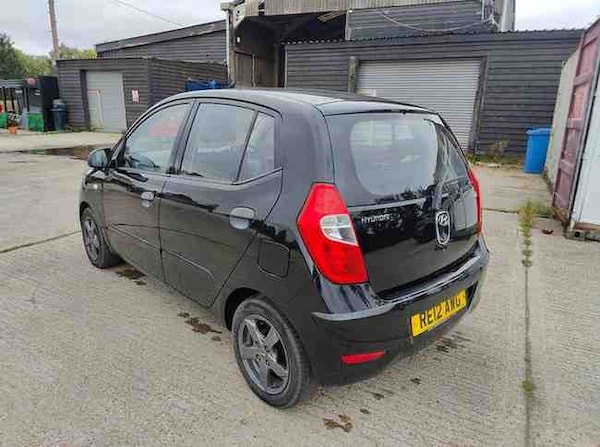 Used Hyundai i10 2012 for sale - 76193278: Photo 9