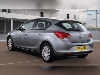 Used Vauxhall Astra 2012 for sale - 76774761: Photo