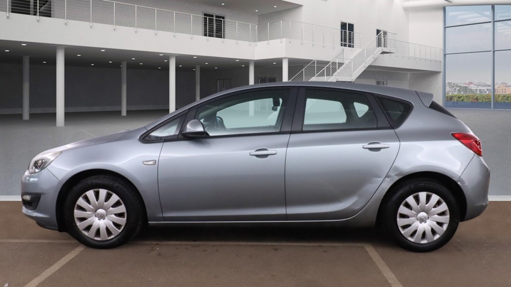 Used Vauxhall Astra 2012 for sale - 76774761: Photo 6