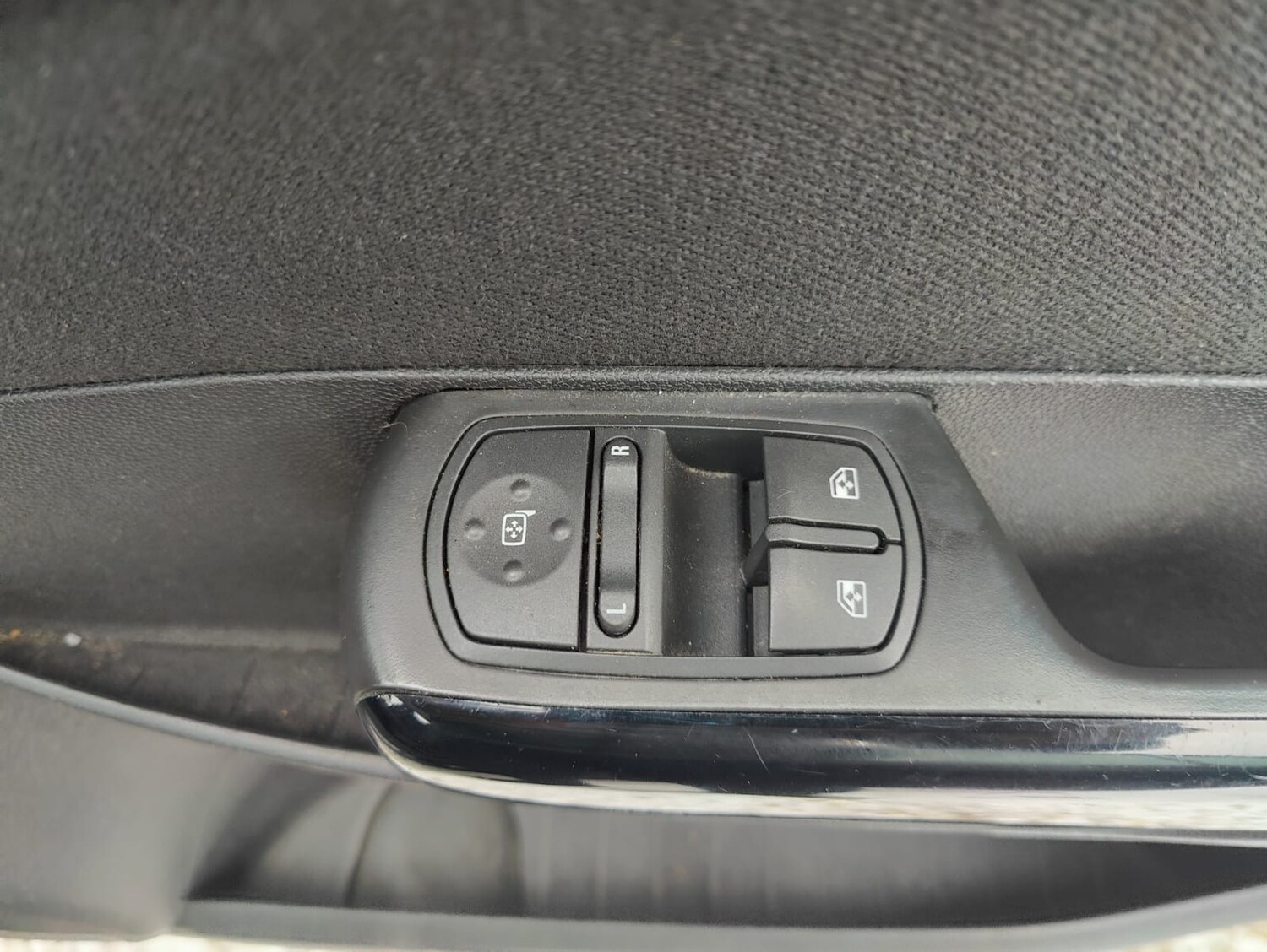 Used Vauxhall Corsa 2012 for sale - 77114421: Photo 27