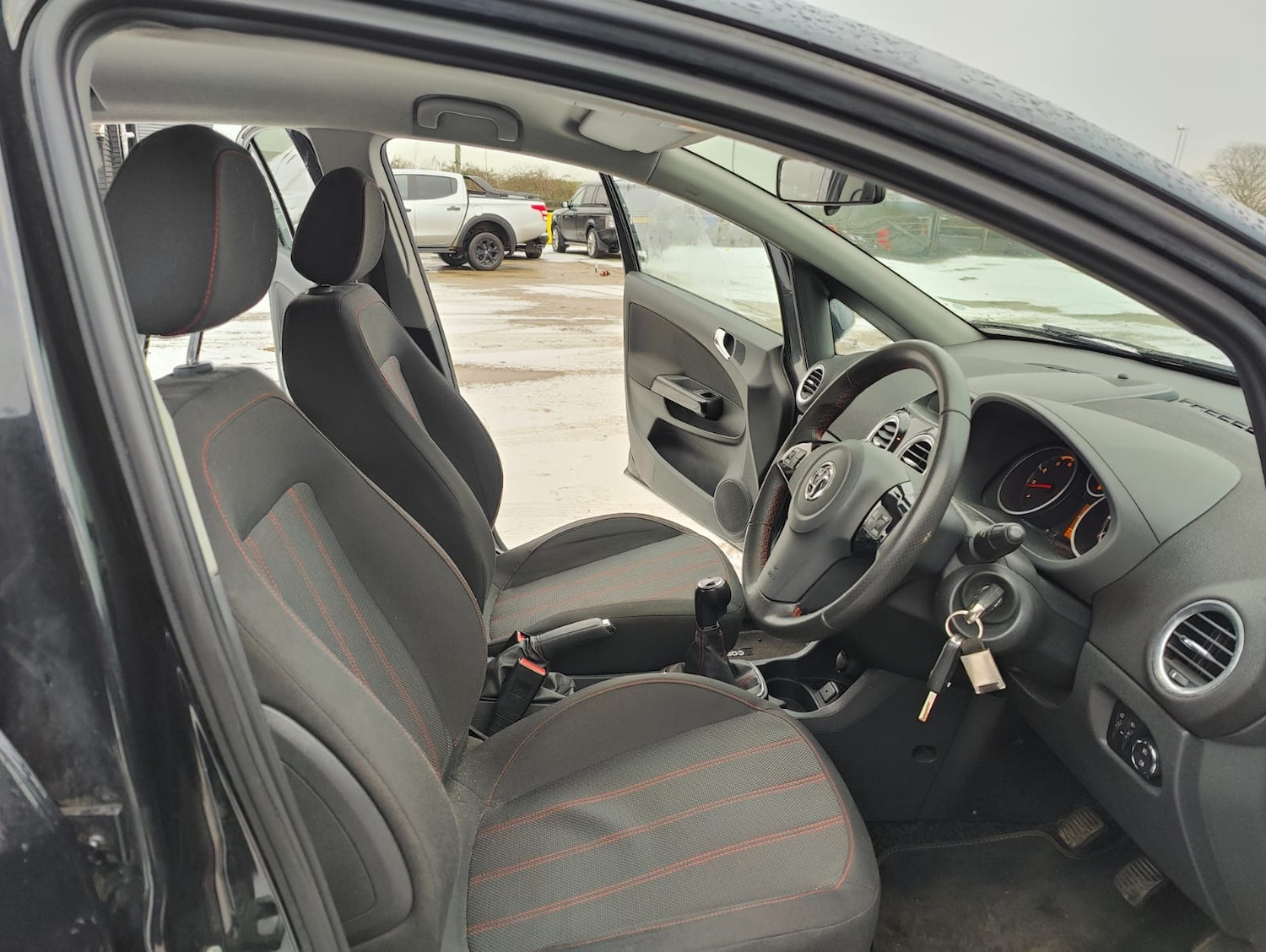 Used Vauxhall Corsa 2012 for sale - 77114421: Photo 28