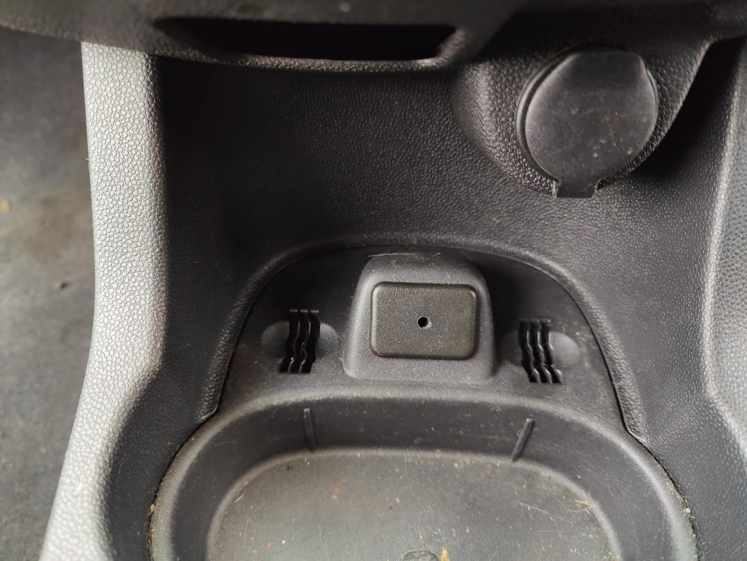 Used Vauxhall Corsa 2012 for sale - 77114421: Photo 34