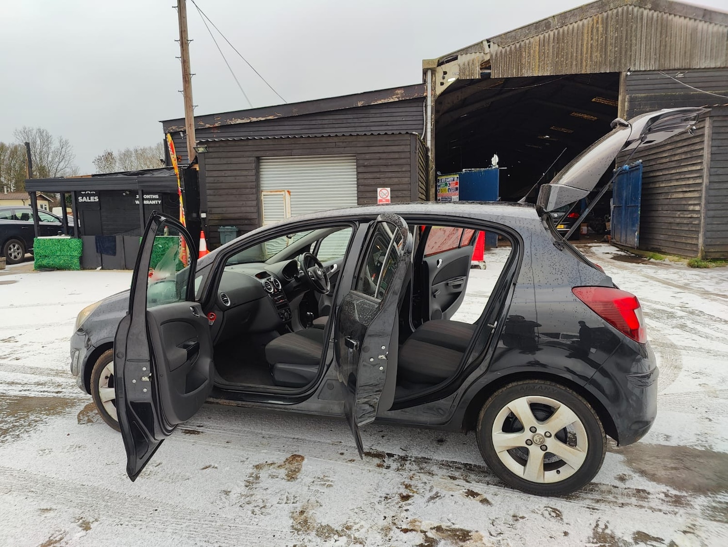 Used Vauxhall Corsa 2012 for sale - 77114421: Photo 42
