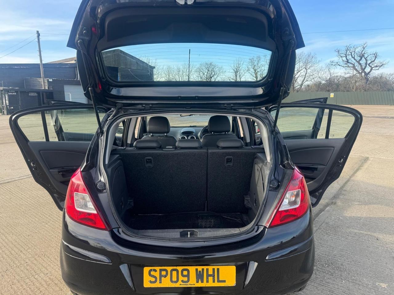 Used Vauxhall Corsa 2009 for sale - 77059112: Photo 13